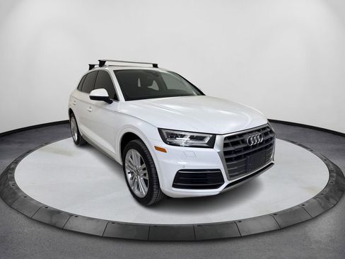 Used 2018 Audi Q5 2.0T Premium Plus w/ Premium Plus Package image 3