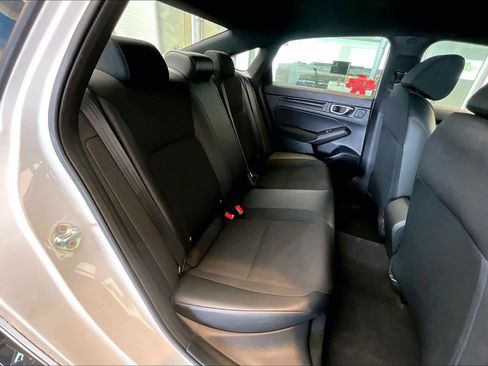 Used 2023 Honda Civic Sport image 18