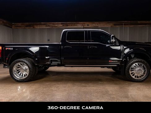 Used 2026 Ford F450 Platinum w/ FX4 Off-Road Package image 10