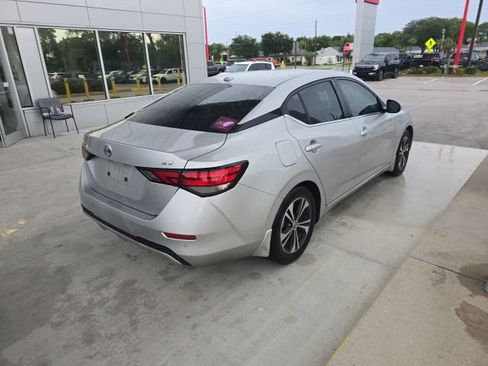Used 2023 Nissan Sentra SV w/ All-Weather Package FWD image 5