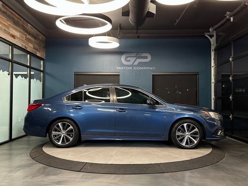 Used 2019 Subaru Legacy 2.5i Limited AWD/4WD image 2