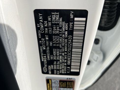 Used 2025 Genesis GV80 3.5T Prestige image 29