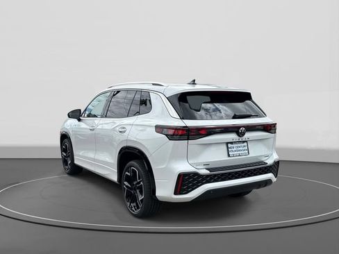 New 2026 Volkswagen Tiguan SEL R-Line AWD/4WD image 4