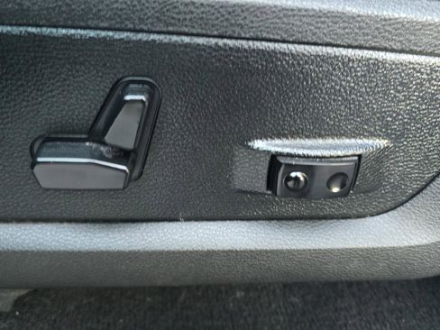 Used 2017 RAM 1500 Sport w/ Convenience Group image 28