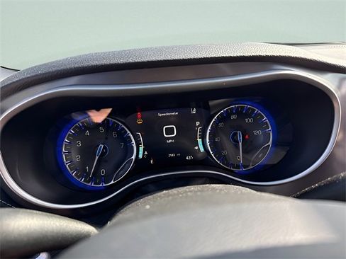 New 2026 Chrysler Pacifica Select w/ S Appearance Package image 15