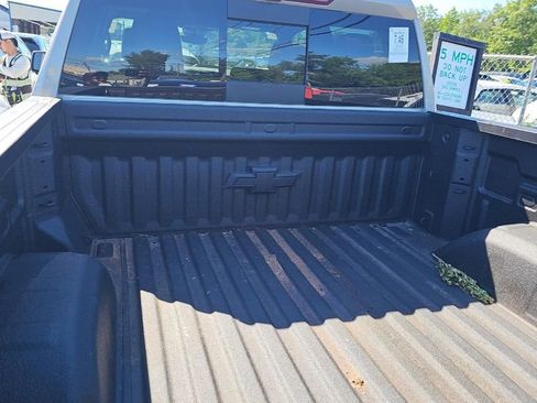 Used 2026 Chevrolet Silverado 1500 ZR2 AWD/4WD image 6