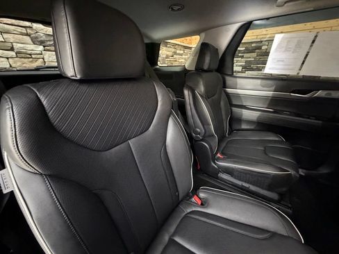 Used 2024 Hyundai Palisade SEL w/ Premium Package AWD/4WD image 46