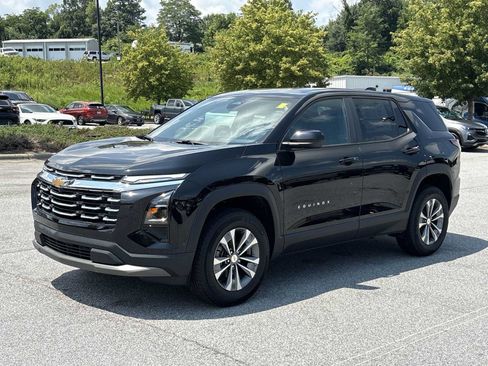New 2026 Chevrolet Equinox LT AWD/4WD image 2