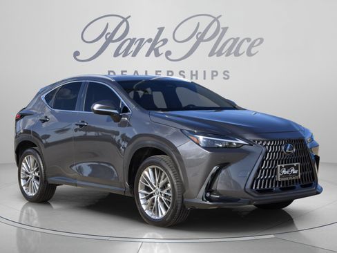 Used 2025 Lexus NX 350 AWD w/ Accessory Package (2T) image 7