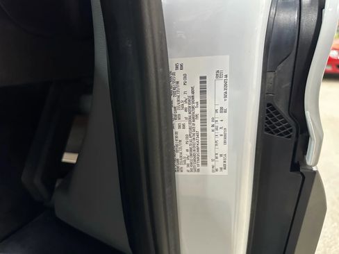 Used 2015 Ford Transit 250 148 Medium Roof image 53