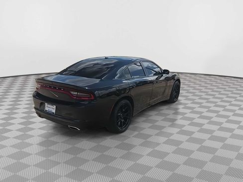Used 2021 Dodge Charger SXT RWD image 8