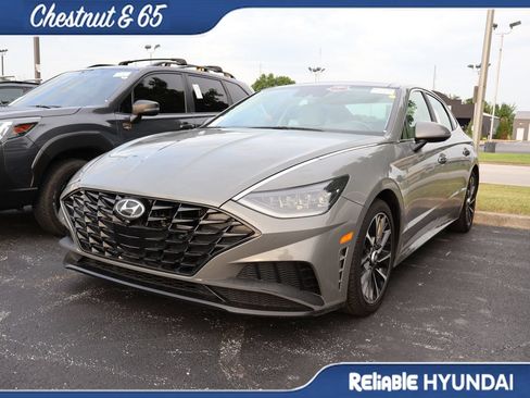 Certified 2023 Hyundai Sonata Limited FWD image 11