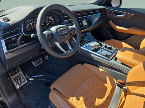 Used 2024 Audi RS Q8 4.0T image 37