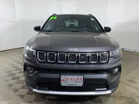 Used 2024 Jeep Compass Limited AWD/4WD image 7