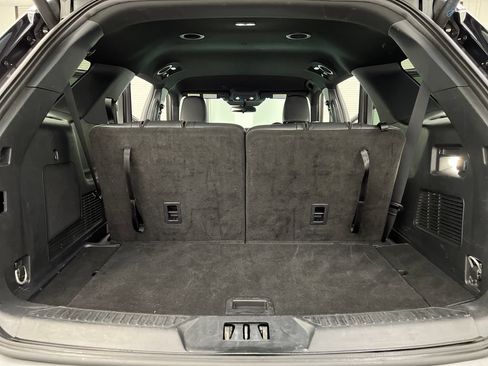Used 2025 Ford Explorer ST-Line w/ ST-Line Street Pack AWD/4WD image 41
