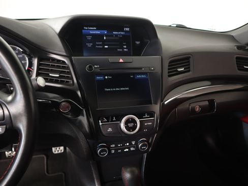 Used 2022 Acura ILX image 5