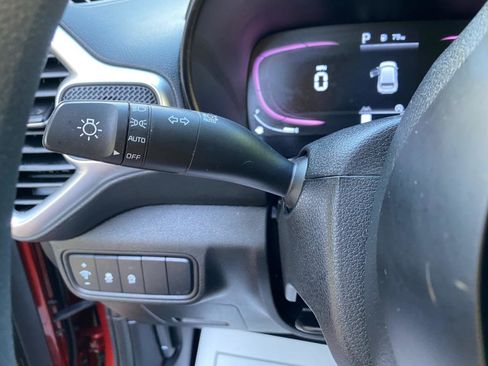 Used 2023 Kia Soul LX FWD image 59