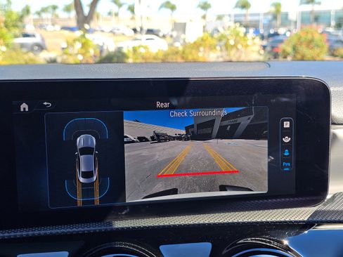 Used 2025 Mercedes-Benz CLA 250 image 34