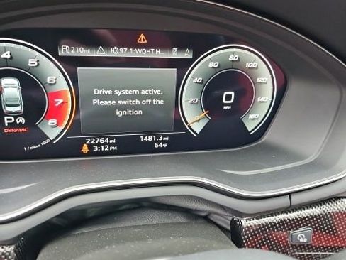 Used 2023 Audi S4 Premium Plus w/ Premium Plus Package image 2