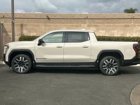 New 2026 GMC Sierra EV Elevation AWD/4WD image 7