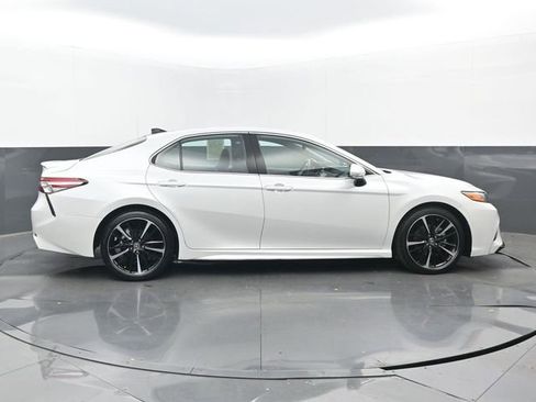 Used 2020 Toyota Camry XSE FWD image 2