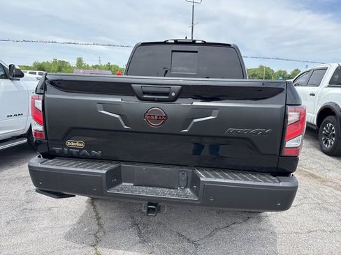 Used 2024 Nissan Titan PRO-4X w/ Pro-4x Convenience Package image 8