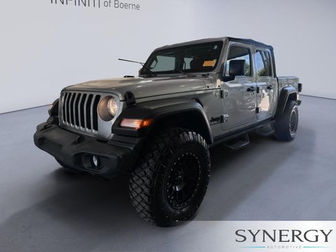 Used 2020 Jeep Gladiator Sport w/ Quick Order Package 24S AWD/4WD image 1
