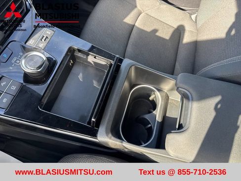 Used 2023 Subaru Solterra AWD image 21