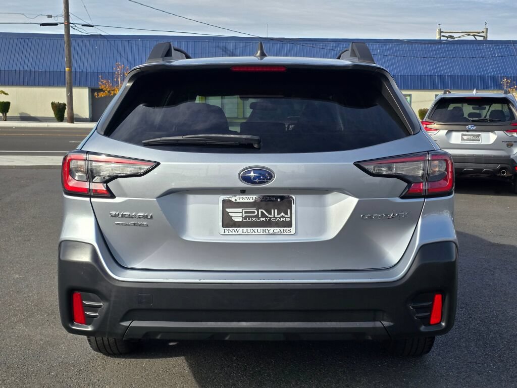 Used 2022 Subaru Outback Premium AWD/4WD image 7