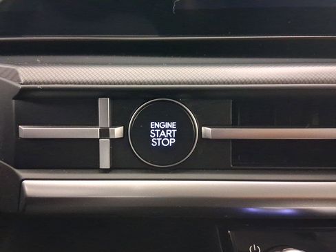 Used 2025 Hyundai Santa Fe SEL image 20