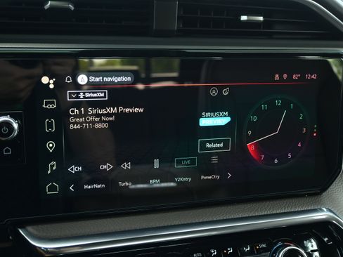 Used 2024 GMC Sierra 2500 Denali w/ Denali Reserve Package image 36