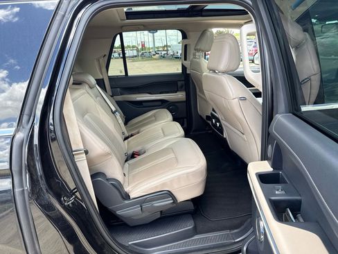 Used 2024 Ford Expedition Max Limited RWD image 12