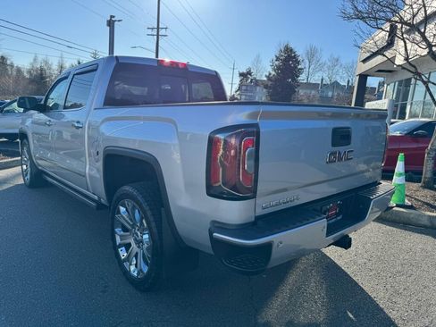 Used 2018 GMC Sierra 1500 Denali w/ Denali Ultimate Package image 3