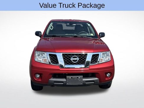 Used 2018 Nissan Frontier SV w/ Value Truck Package AWD/4WD image 2
