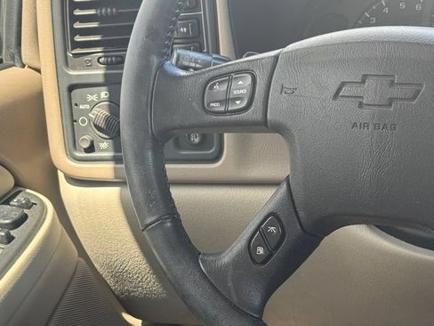 Used 2003 Chevrolet Suburban LS w/ LS Preferred Equipment Group AWD/4WD image 15