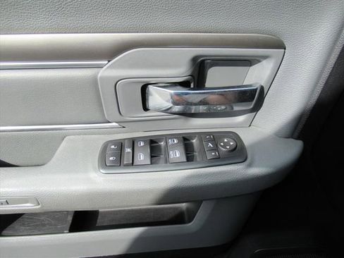 Used 2016 RAM 2500 Big Horn AWD/4WD image 19