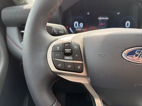 New 2026 Ford Explorer Active image 26