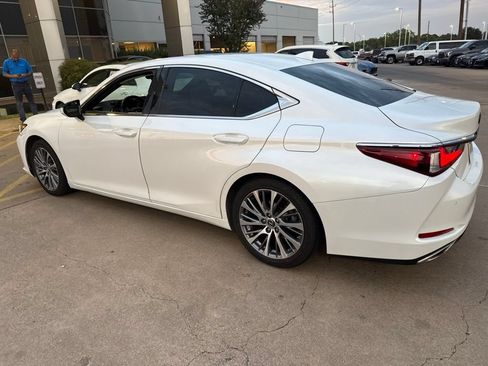 Used 2020 Lexus ES 350 w/ Premium Package FWD image 3