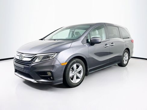 Used 2018 Honda Odyssey EX image 3