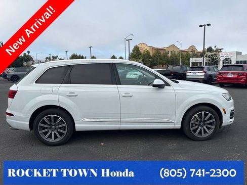 Used 2017 Audi Q7 3.0T Premium Plus w/ Premium Plus Package AWD/4WD image 8