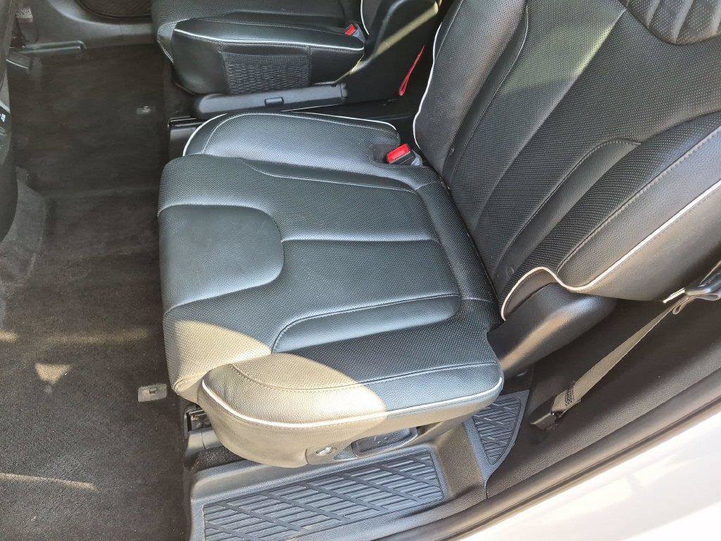 Used 2024 Hyundai Palisade Limited AWD/4WD image 28