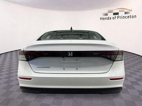 Used 2026 Honda Accord SE image 4