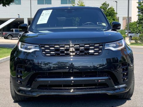 Certified 2023 Land Rover Discovery S R-Dynamic AWD/4WD image 2