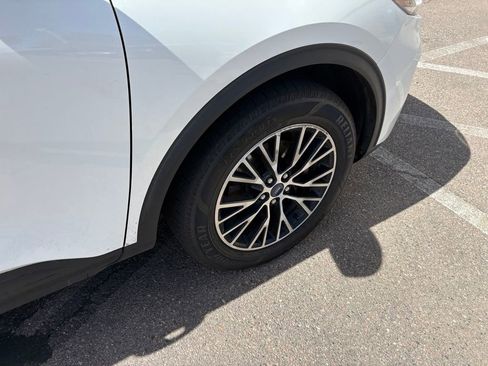 Used 2022 Ford Escape SEL image 13