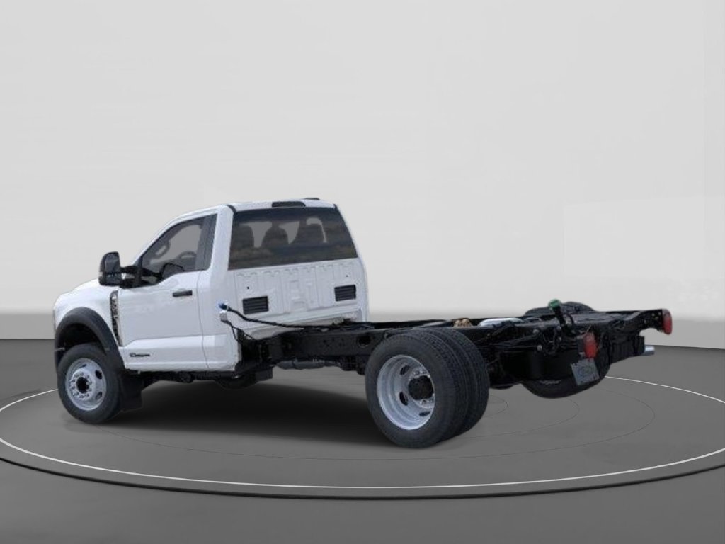 New 2026 Ford F550 2WD Regular Cab Super Duty image 4