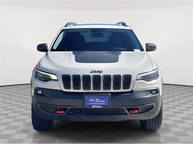 Used 2019 Jeep Cherokee Trailhawk AWD/4WD image 4