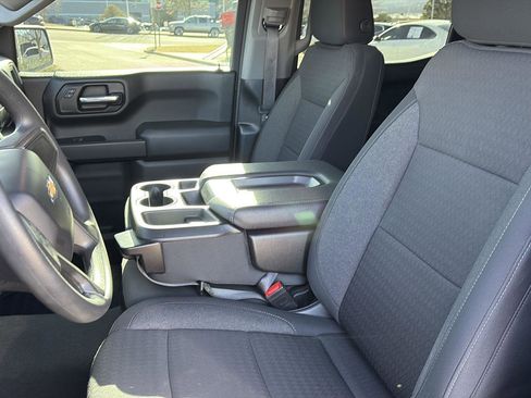 Used 2024 Chevrolet Silverado 1500 Custom w/ LPO, Dark Essentials Package image 10