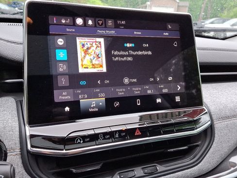 Certified 2022 Jeep Compass Latitude w/ Sun and Sound Group image 17