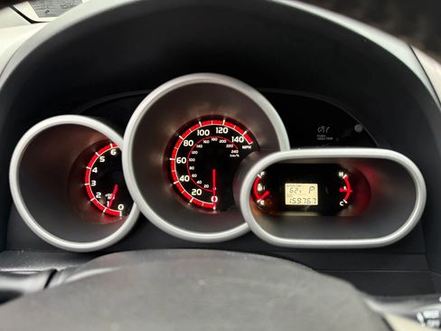 Used 2013 Toyota Matrix S FWD image 32