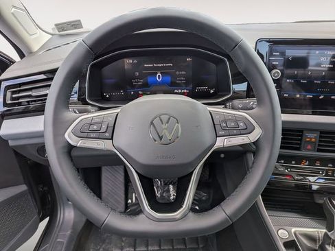 New 2026 Volkswagen Jetta SE image 10